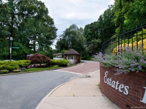 254 Estates Terrace Manhasset NY 11030