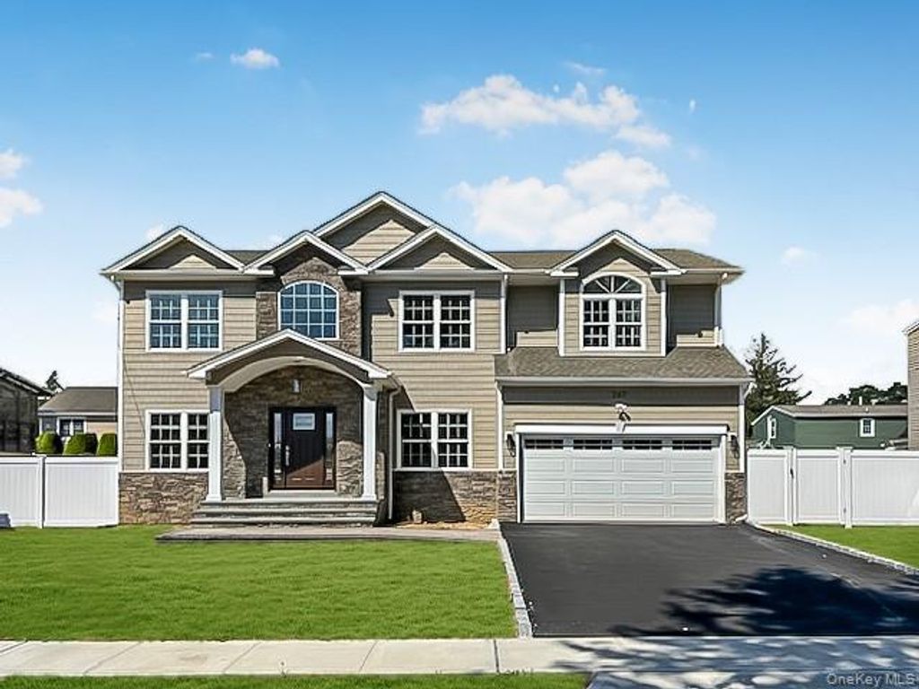 Photo of 267 N Elm Street, Massapequa, NY 11758 (MLS # 908249)