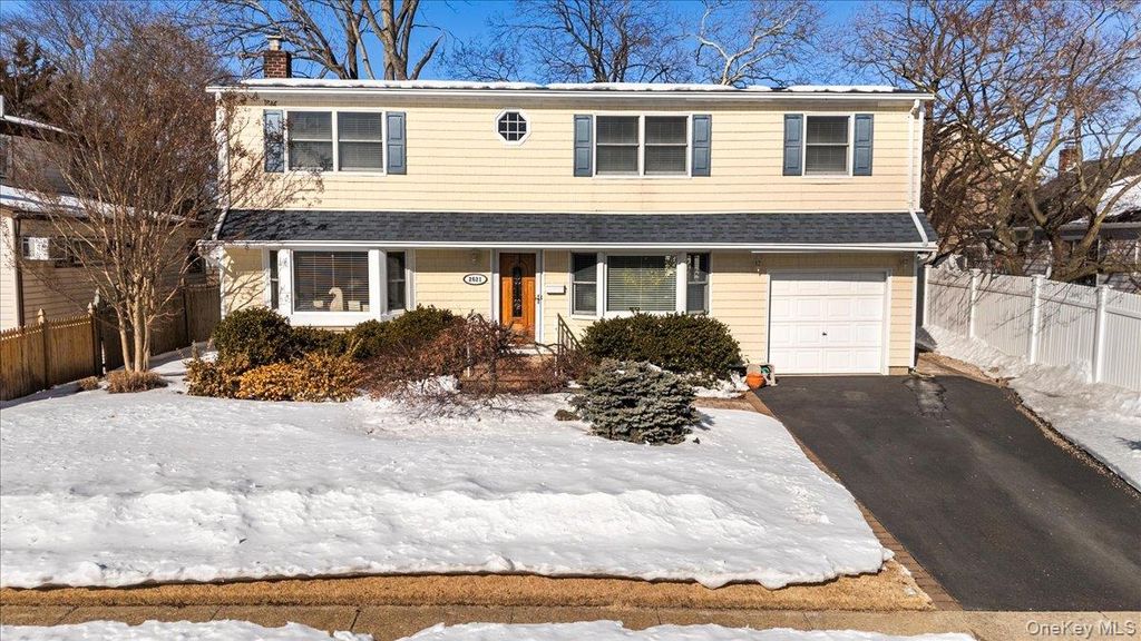 Photo of 2621 Elderberry Road, North Bellmore, NY 11710 (MLS # 960582)
