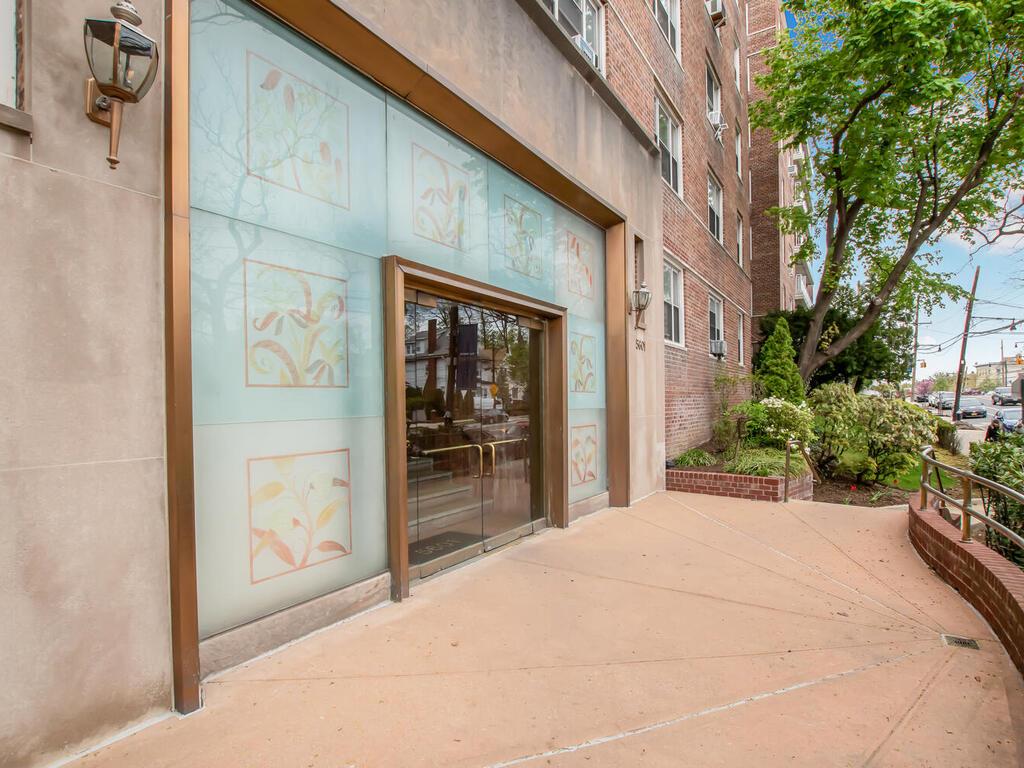 5601 Riverdale Avenue #7B, Bronx, New York image 12