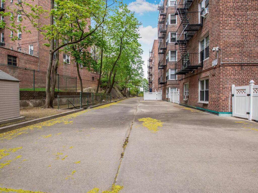 5601 Riverdale Avenue #7B, Bronx, New York image 19