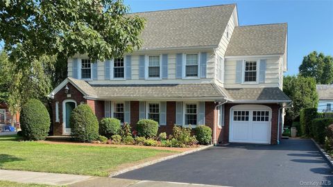 Photo of 118 4th Street, Garden City, NY 11530 (MLS # 986435)