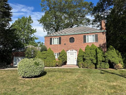 210 WYNDCLIFF Road Scarsdale NY 10583