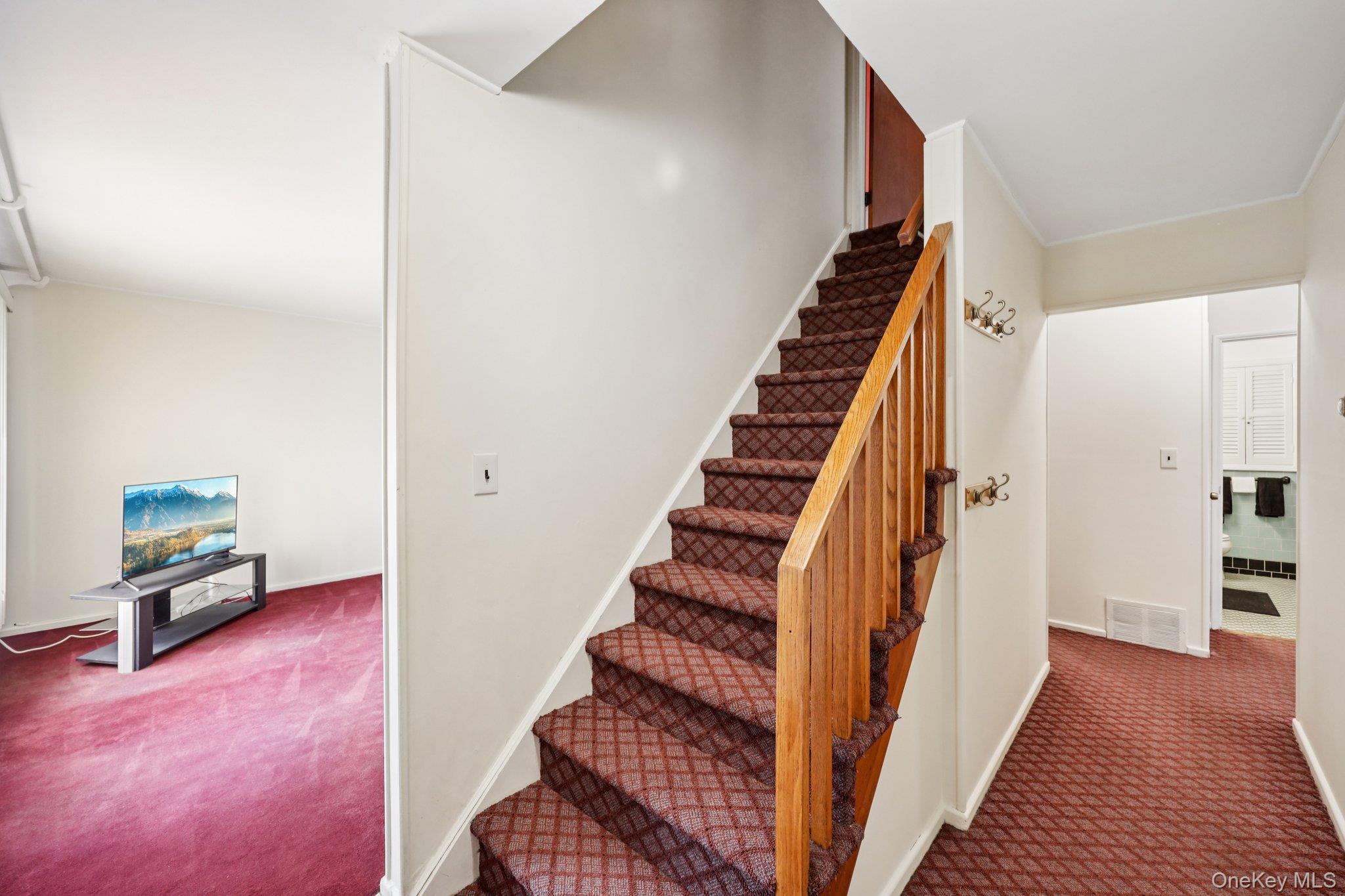 132 Albertson Parkway