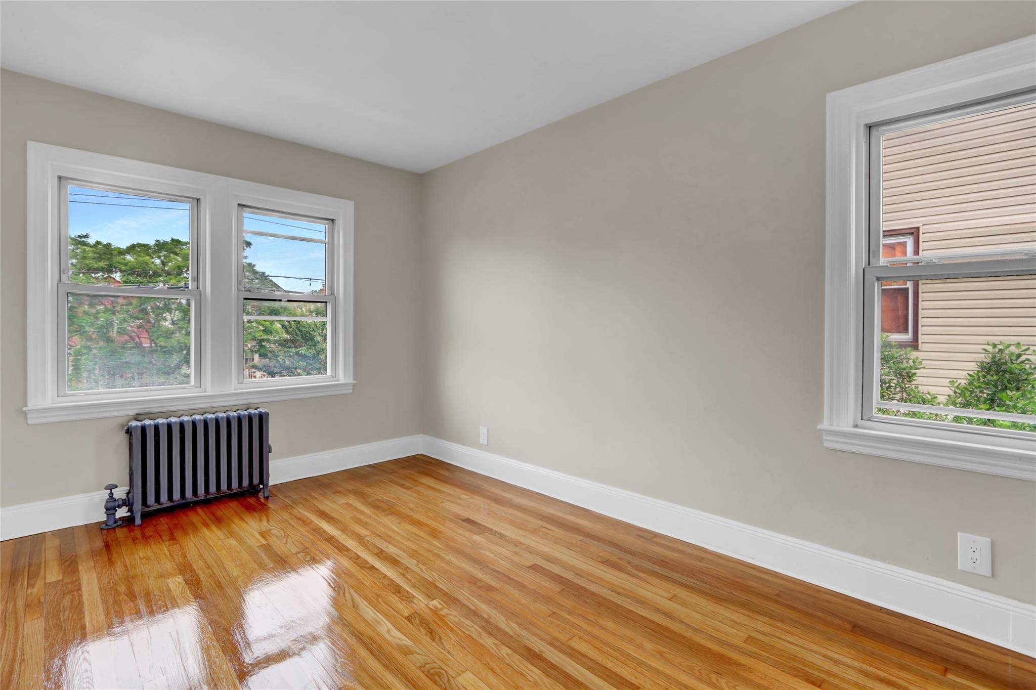 90-33 219th Street, Queens Village, New York image 18