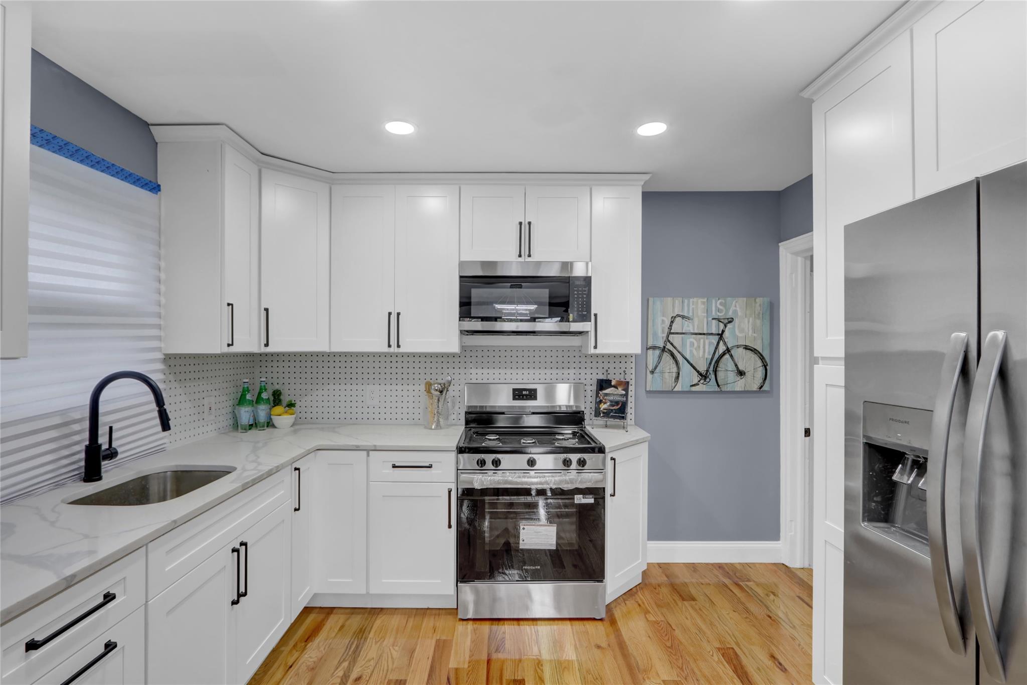 90-33 219th Street, Queens Village, New York image 7