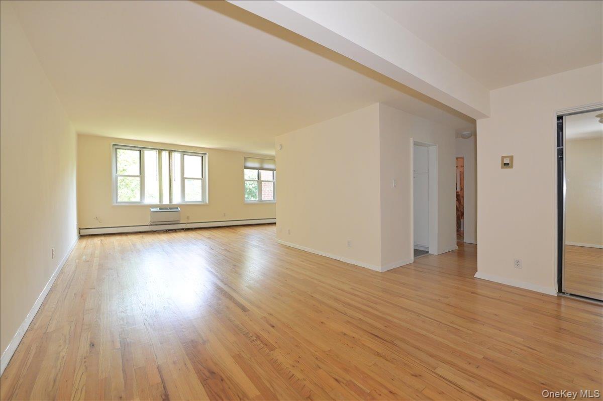 25 CANTERBURY Road 3-T