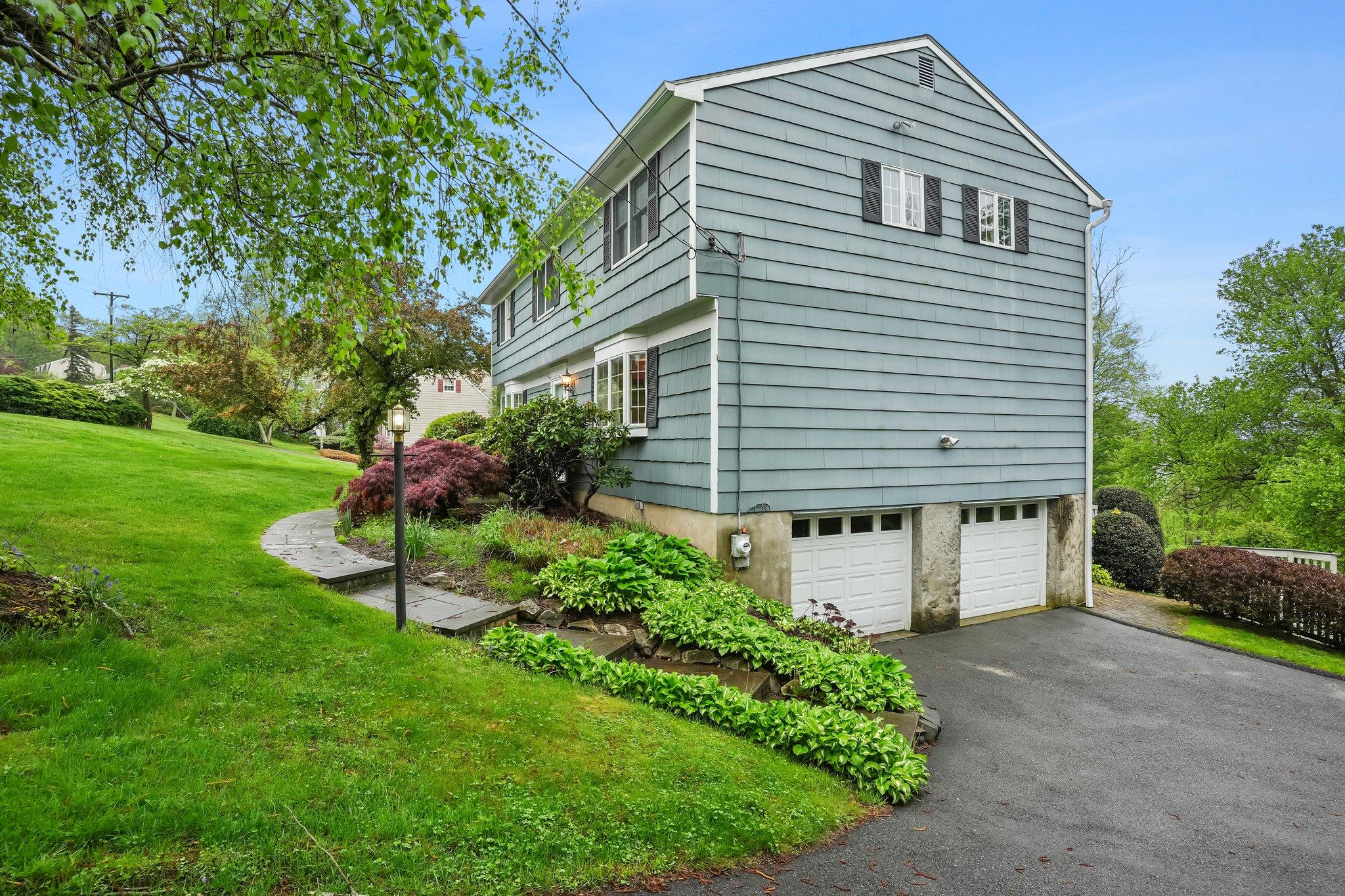 34 Sunset Drive, North Salem, New York image 37