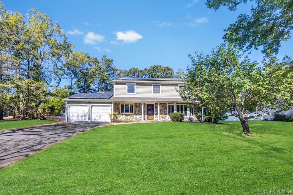 Photo of 1 Carman Lane, Nesconset, NY 11767 (MLS # 922736)