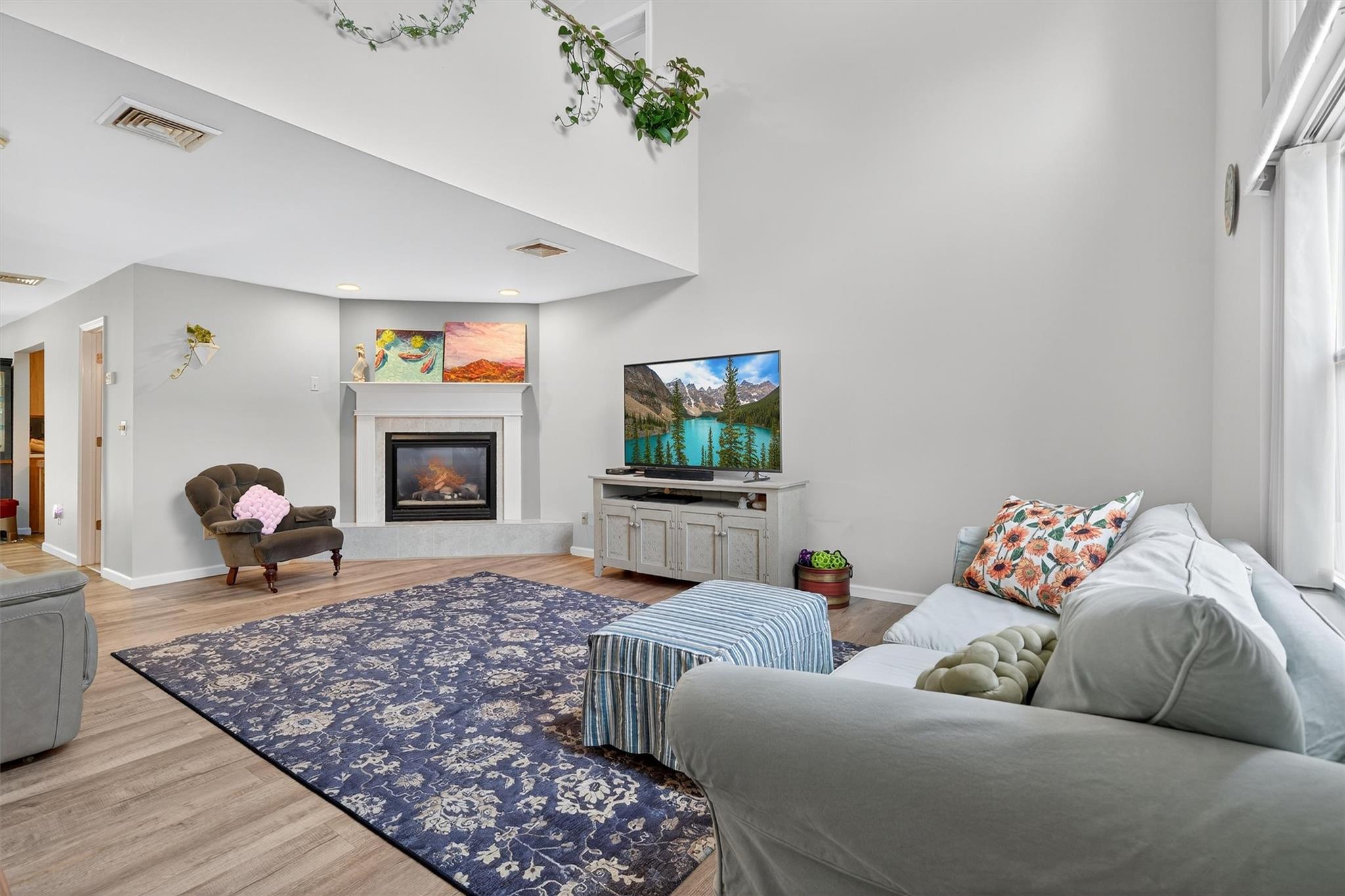 36 Village Cove