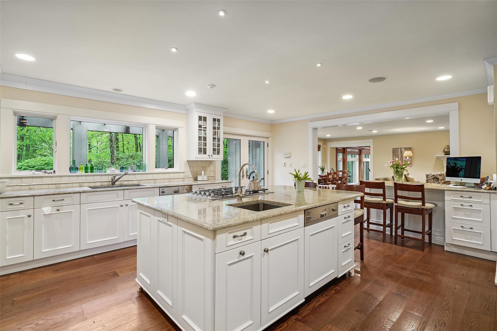 17 Eastwoods Road, Pound Ridge, New York image 13