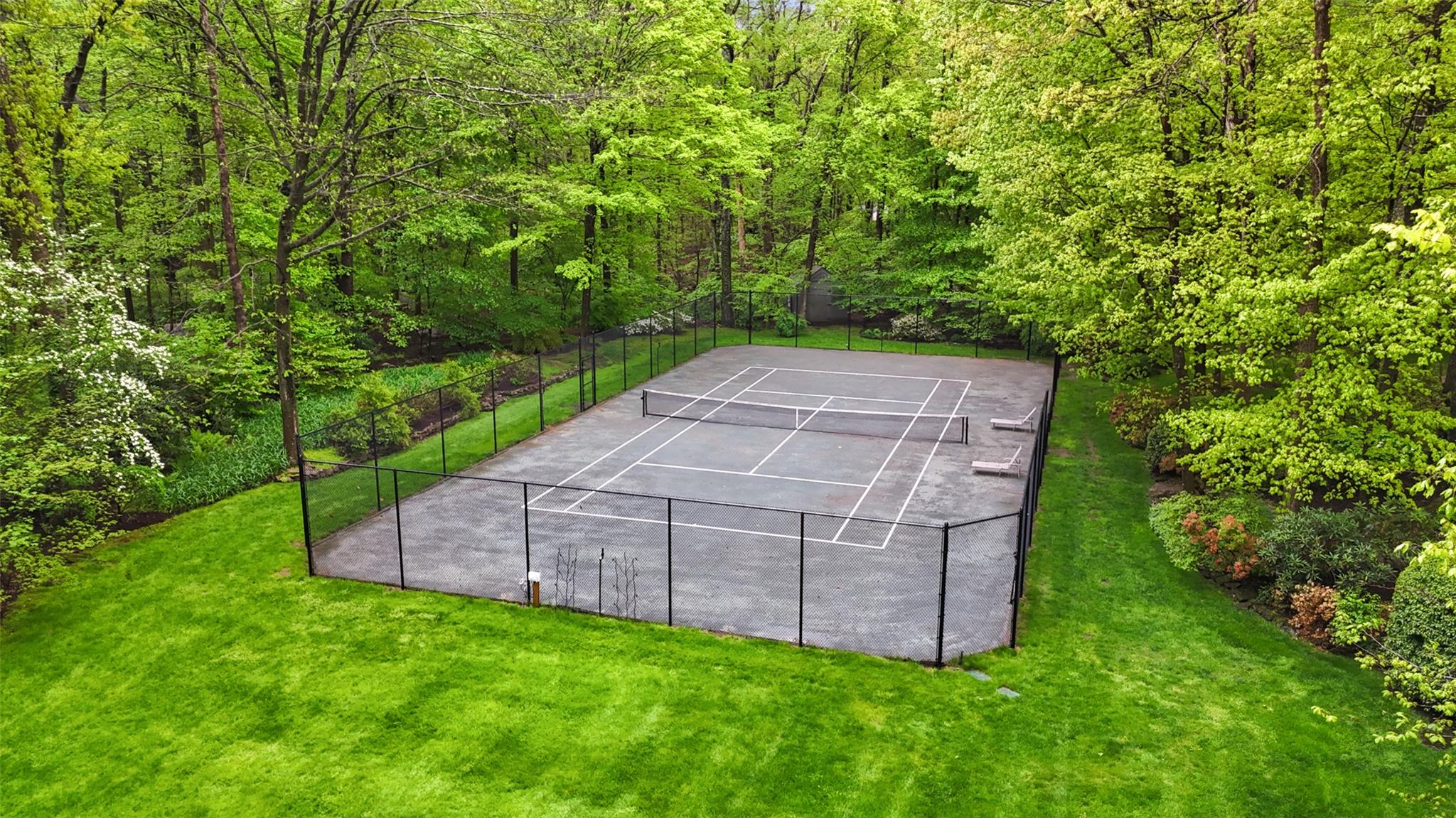 17 Eastwoods Road, Pound Ridge, New York image 26