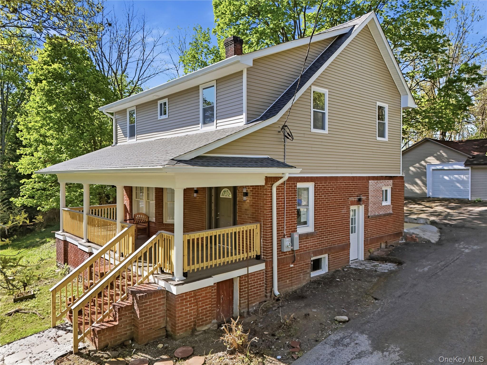 24 Summit Avenue