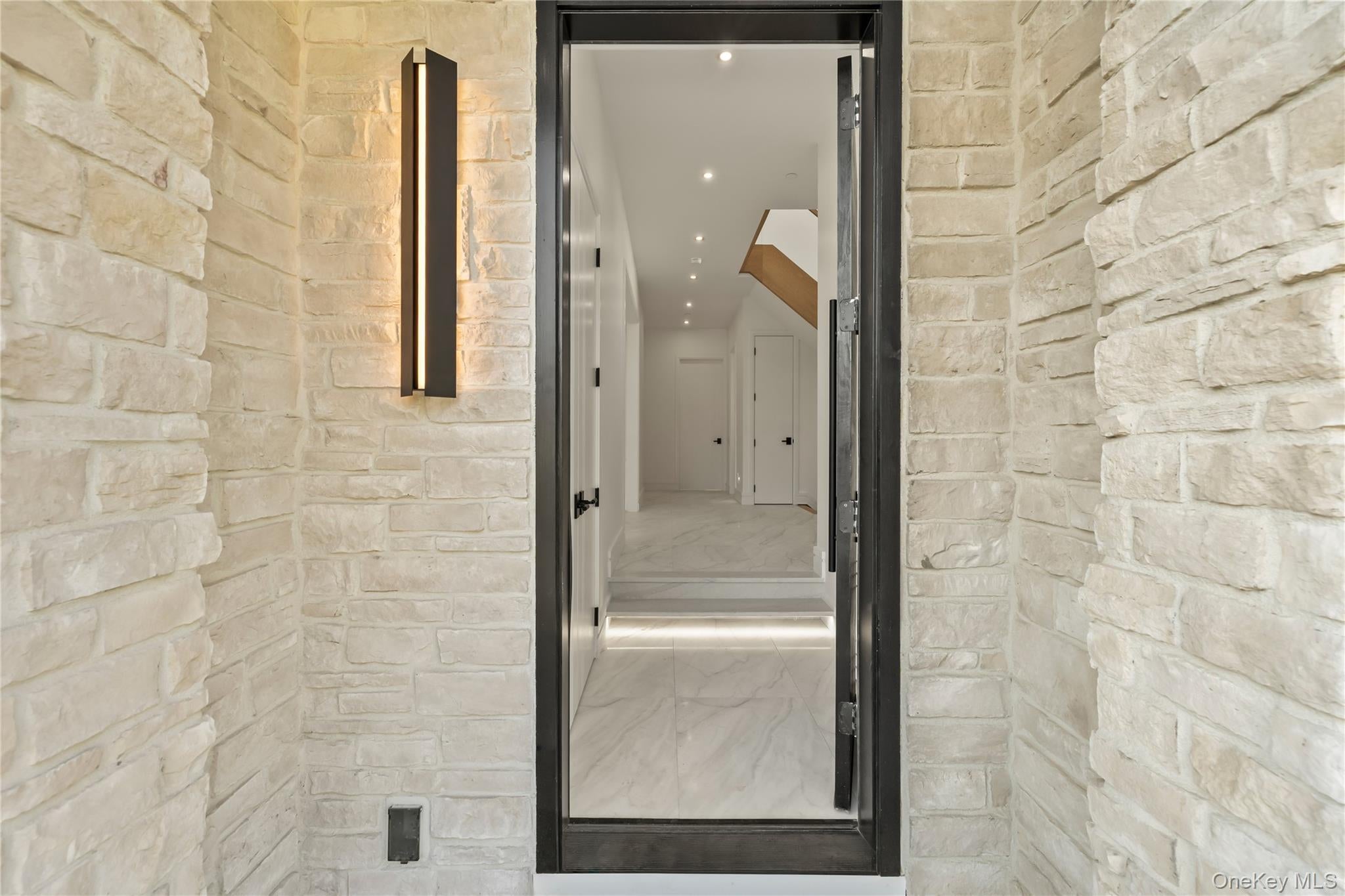 17 Jay Street 202