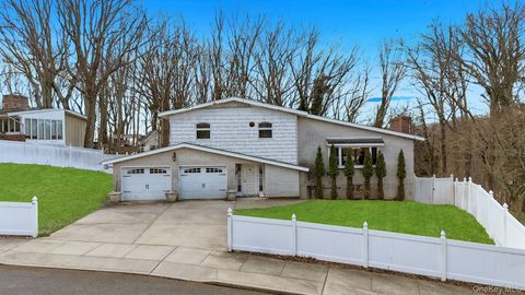 14 Sloane Avenue Staten Island NY 10306