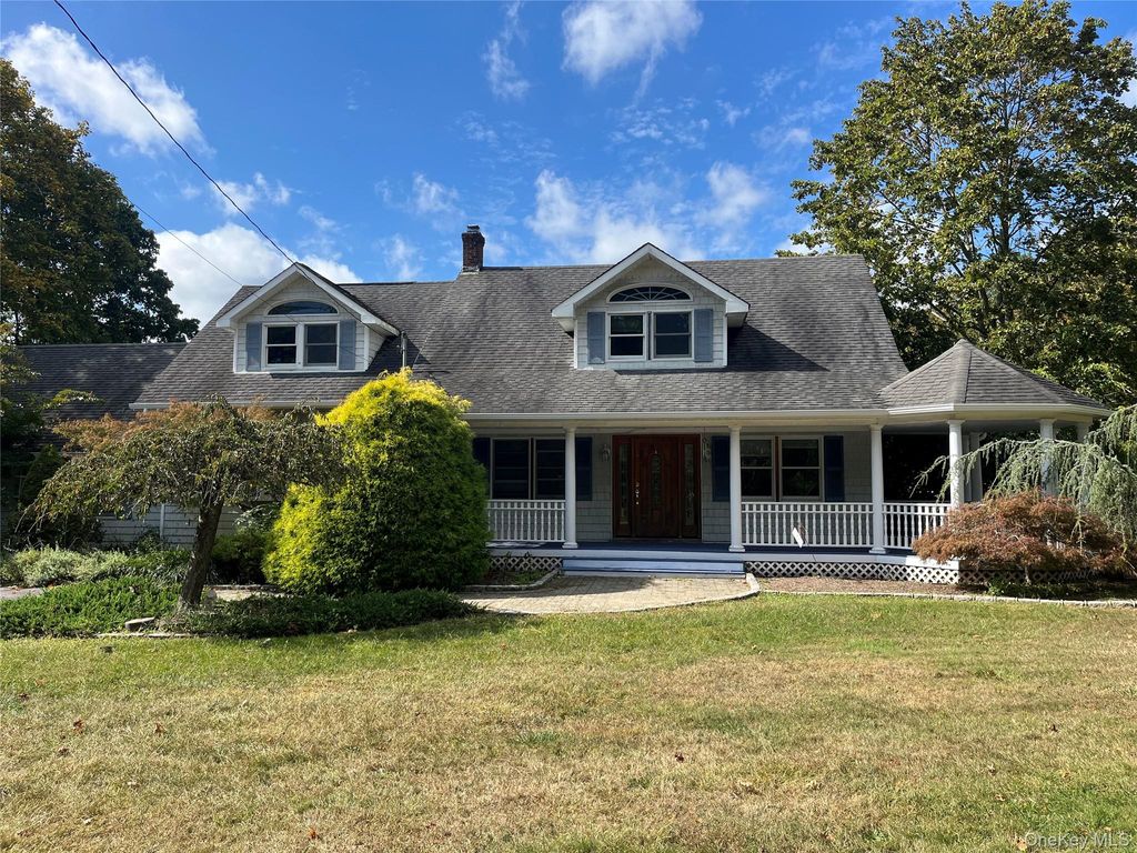 Photo of 1799 Wad River Manor Road, Wading River, NY 11792 (MLS # 1001830)
