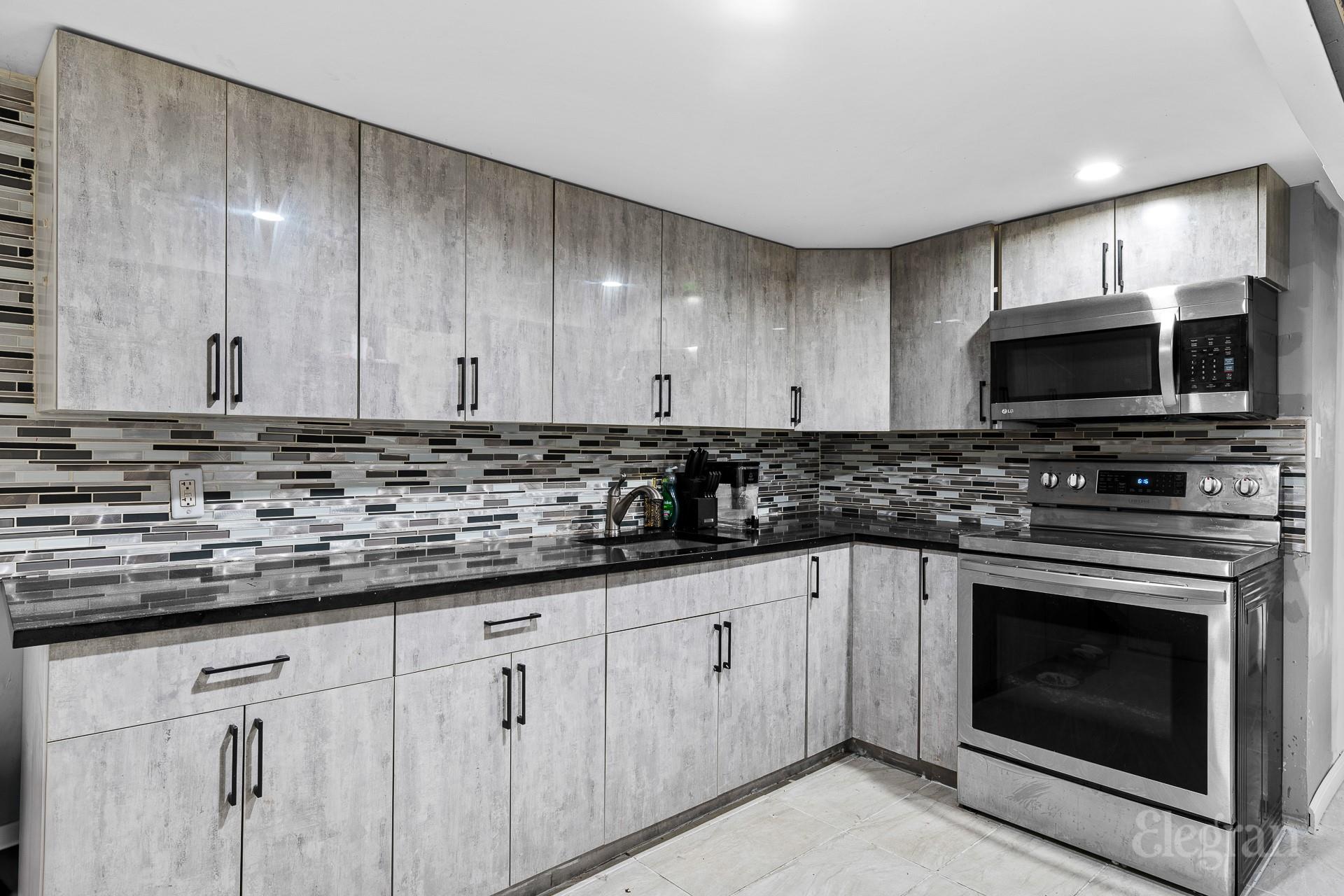 6089 54th Street, Maspeth, New York image 10