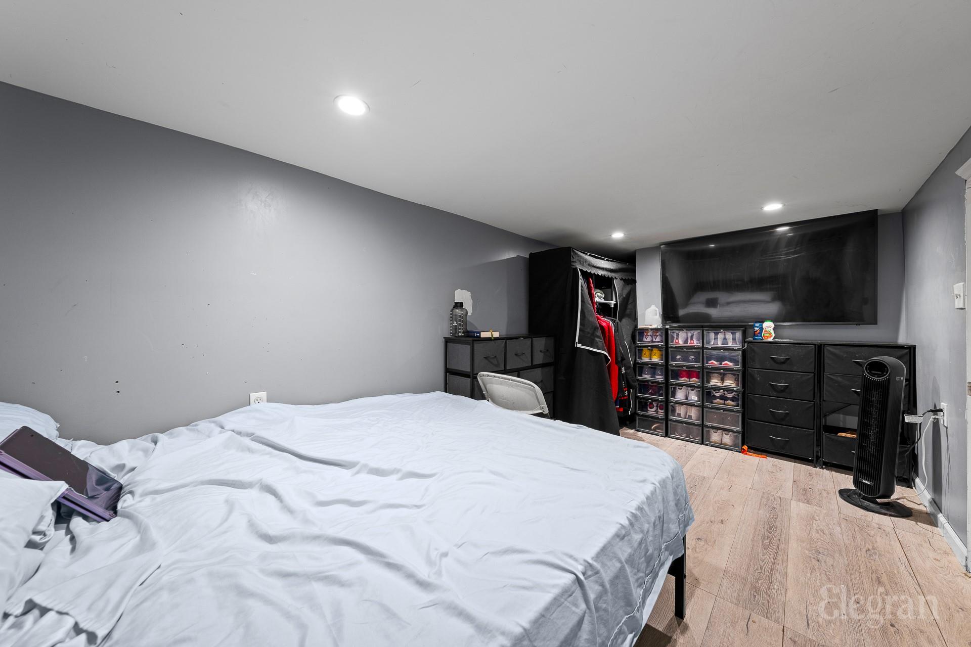 6089 54th Street, Maspeth, New York image 11