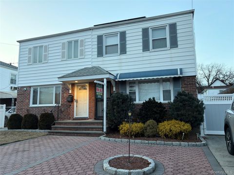 146-23 Laburnum Avenue Flushing NY 11355