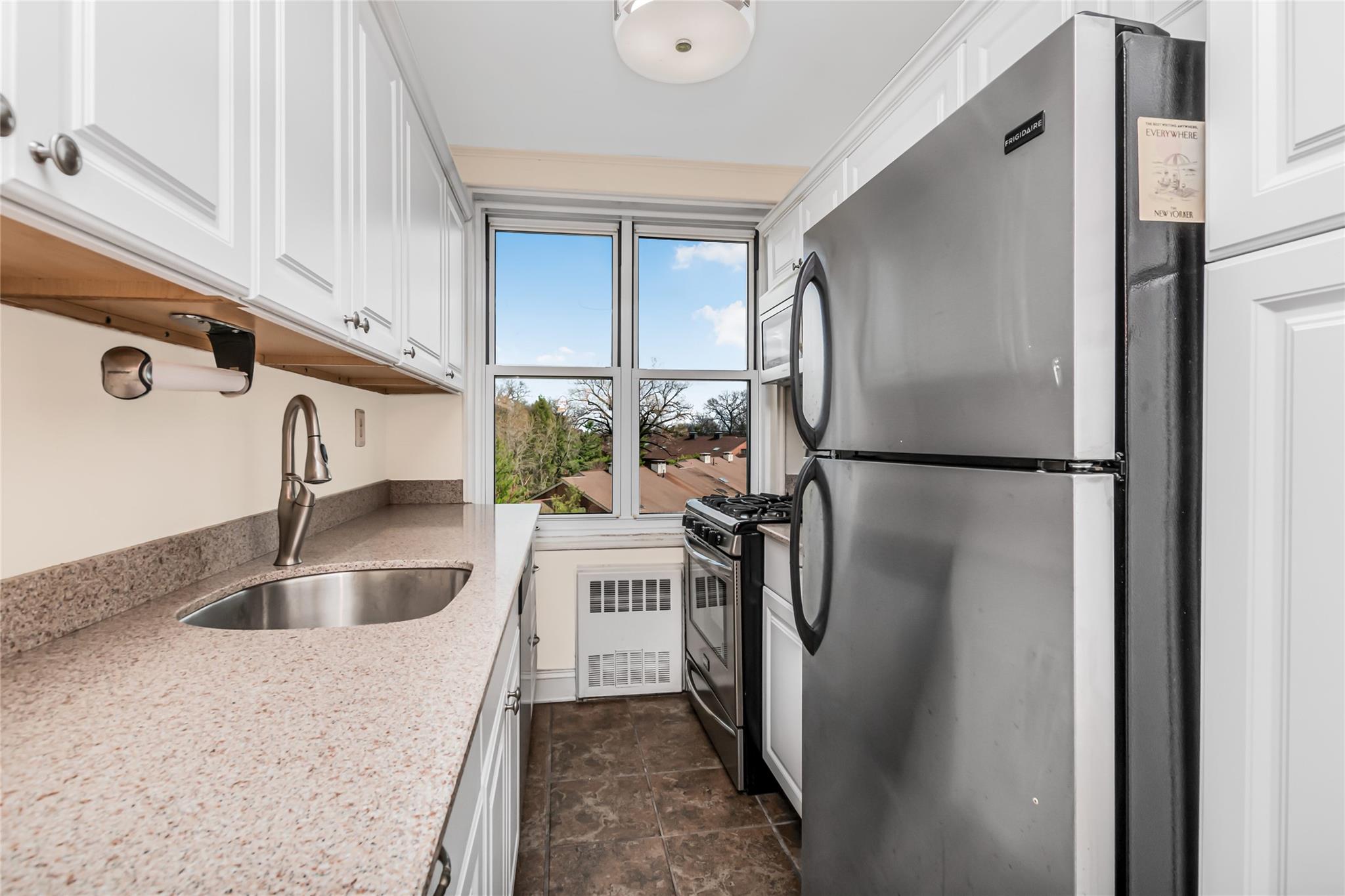 1304 Midland Avenue #C35, Yonkers, New York image 6