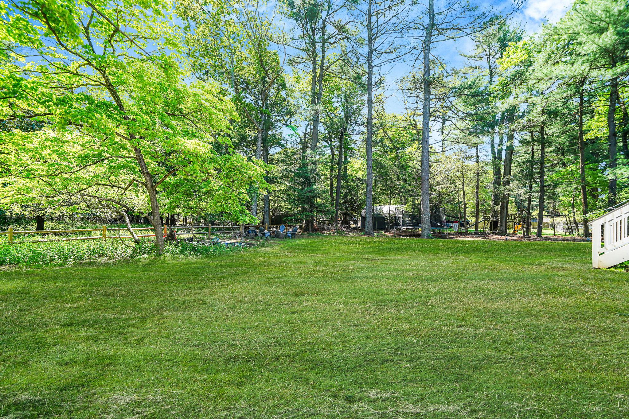 59 Middle Island Boulevard, Middle Island, New York image 41