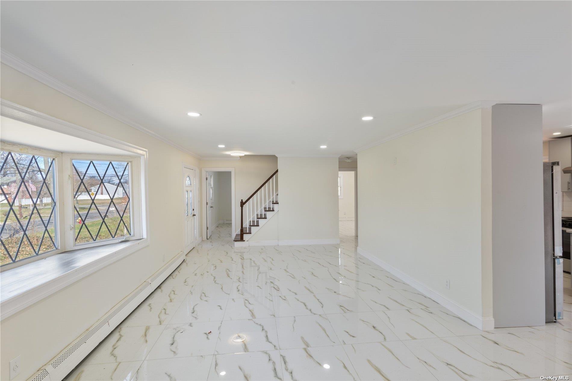 19 E Hamilton Avenue, Massapequa, New York image 4