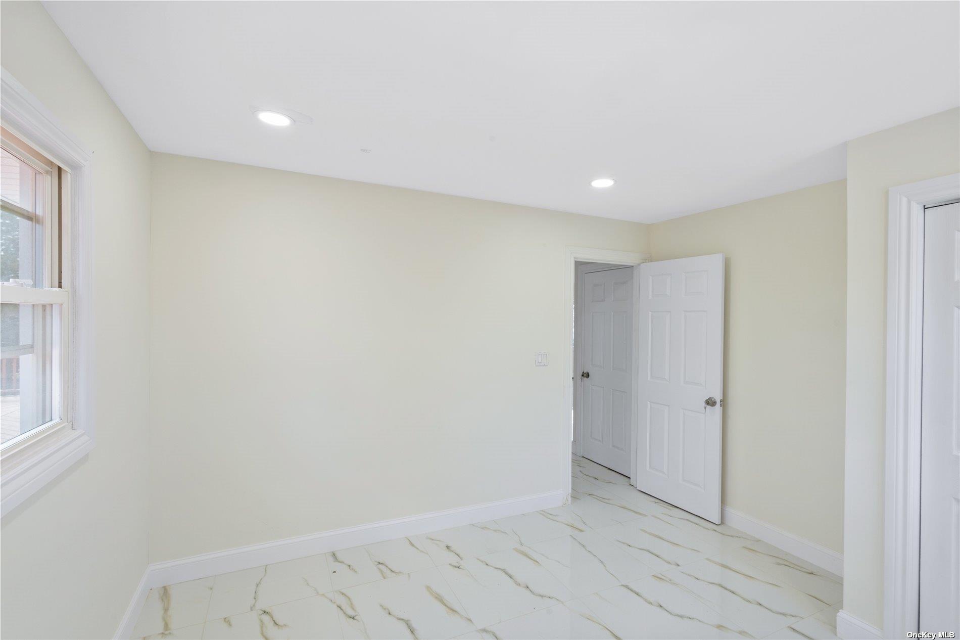 19 E Hamilton Avenue, Massapequa, New York image 11
