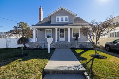 Homes For Sale - 2971 Waverly Avenue<br/> Oceanside, NY 11572