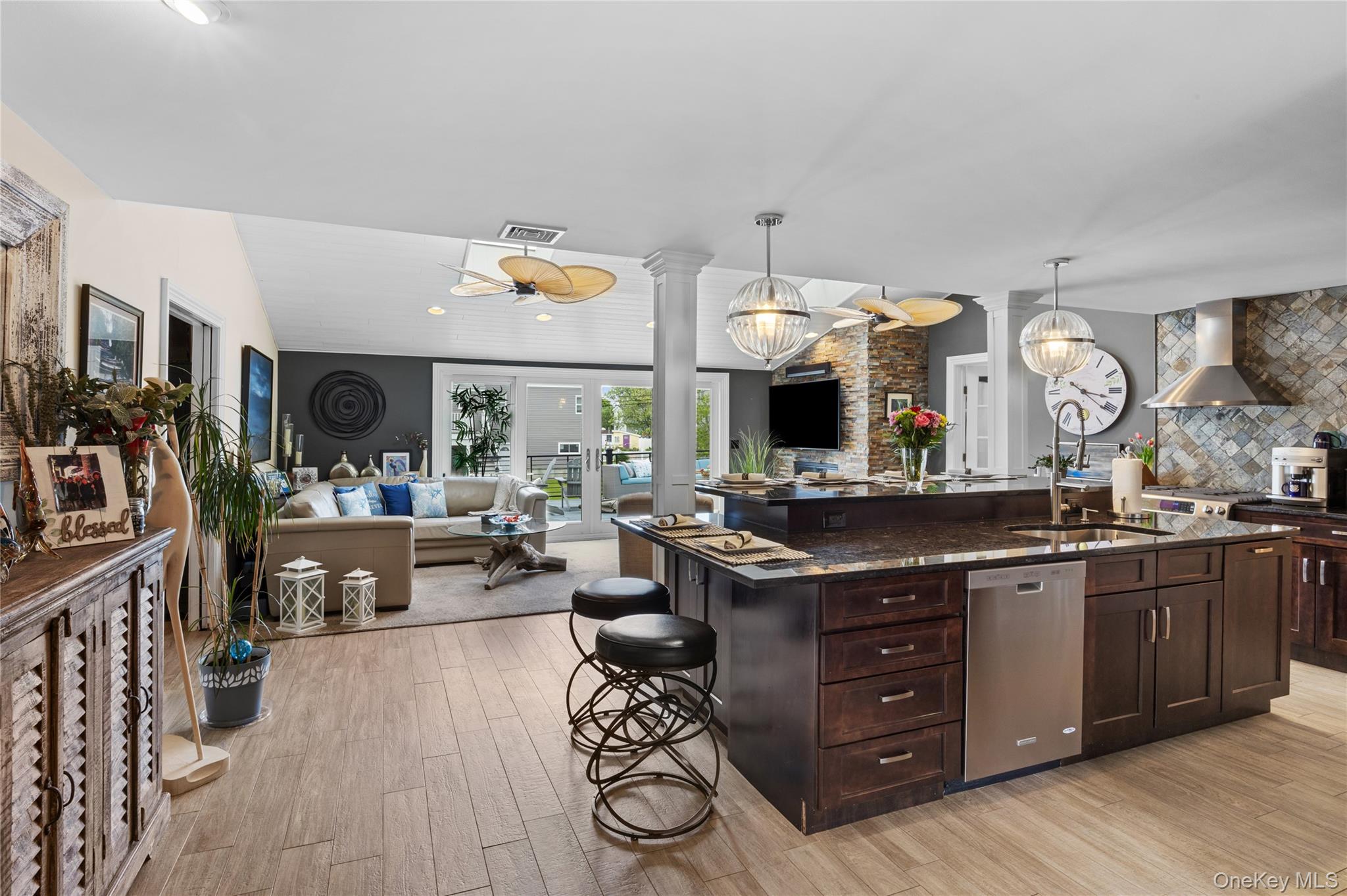 650 S 9th Street