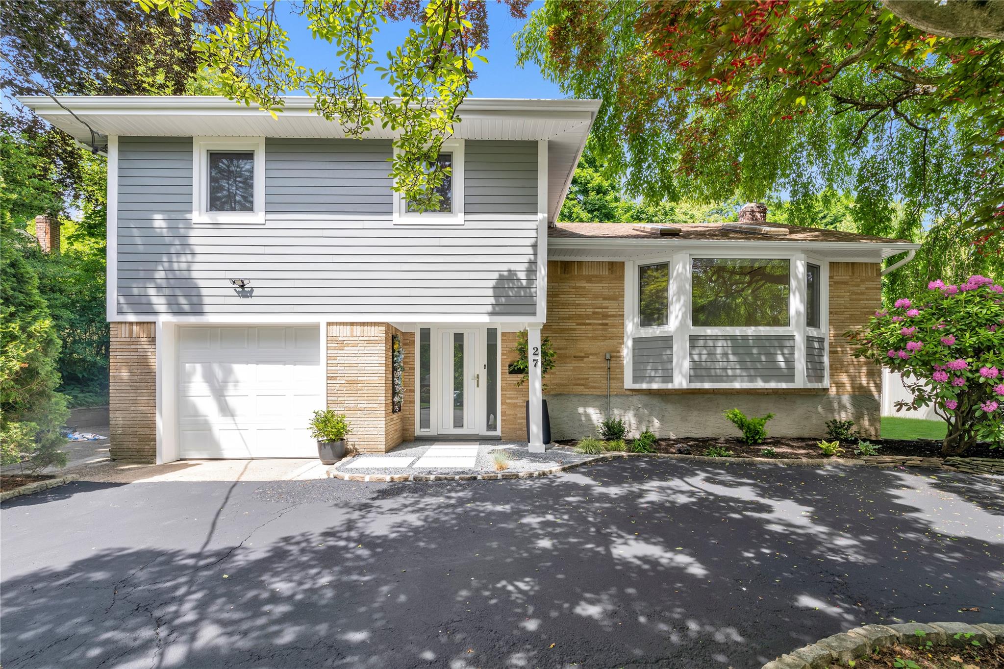 27 Meadowfield Lane, Glen Cove, New York image 1