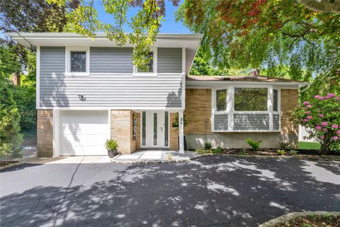 27 Meadowfield Lane Glen Cove NY 11542