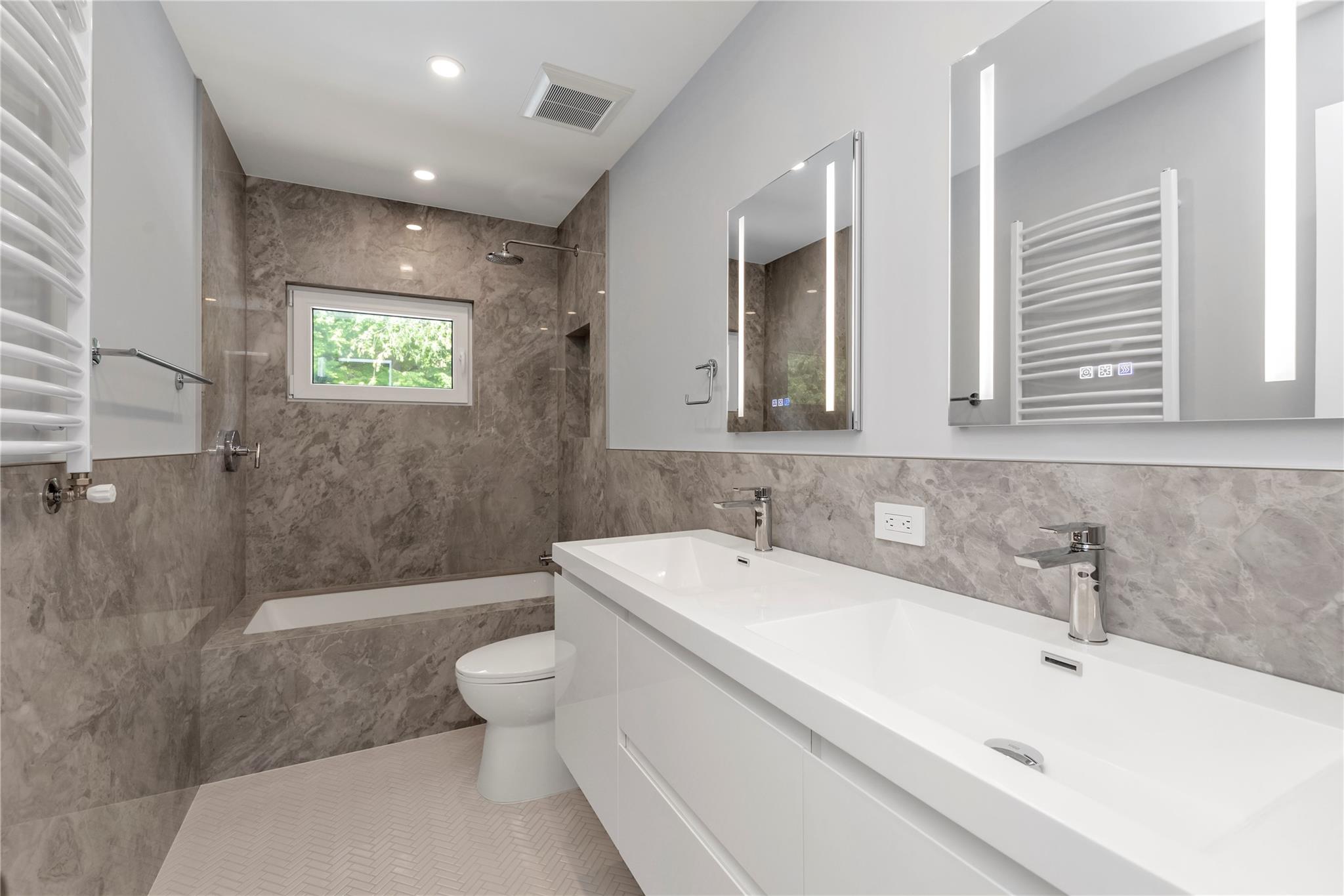 27 Meadowfield Lane, Glen Cove, New York image 14