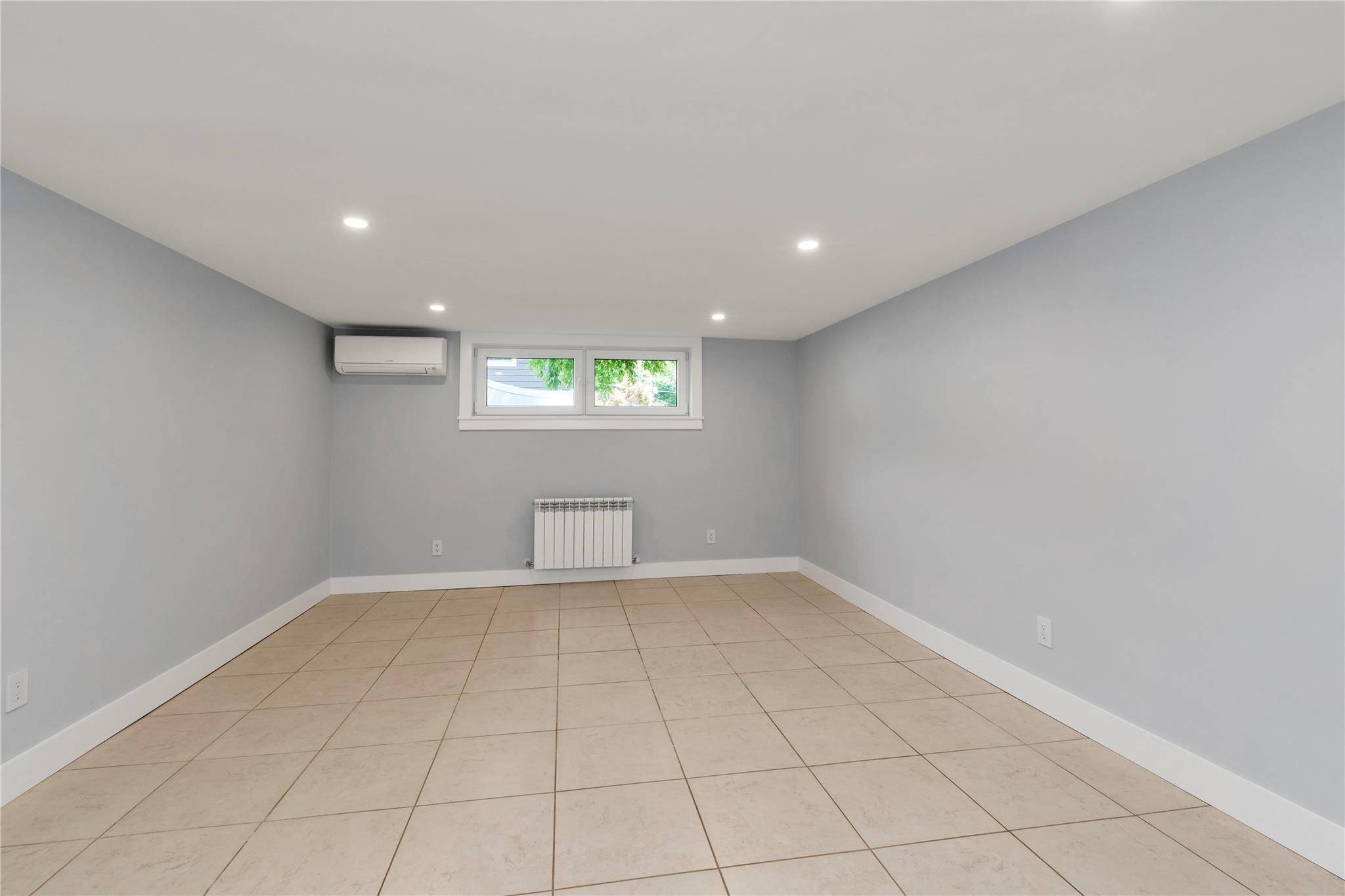 27 Meadowfield Lane, Glen Cove, New York image 16