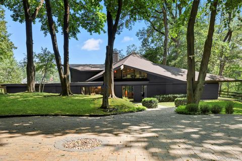 Tiny photo for 67 Banksville Road, Armonk, NY 10504 (MLS # 912711)