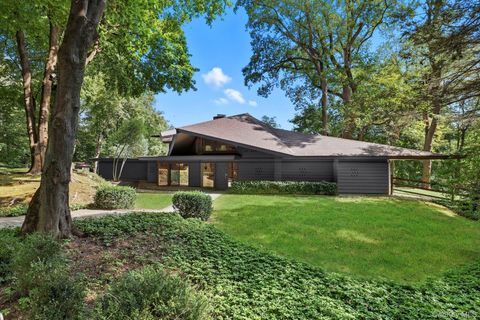 Tiny photo for 67 Banksville Road, Armonk, NY 10504 (MLS # 912711)