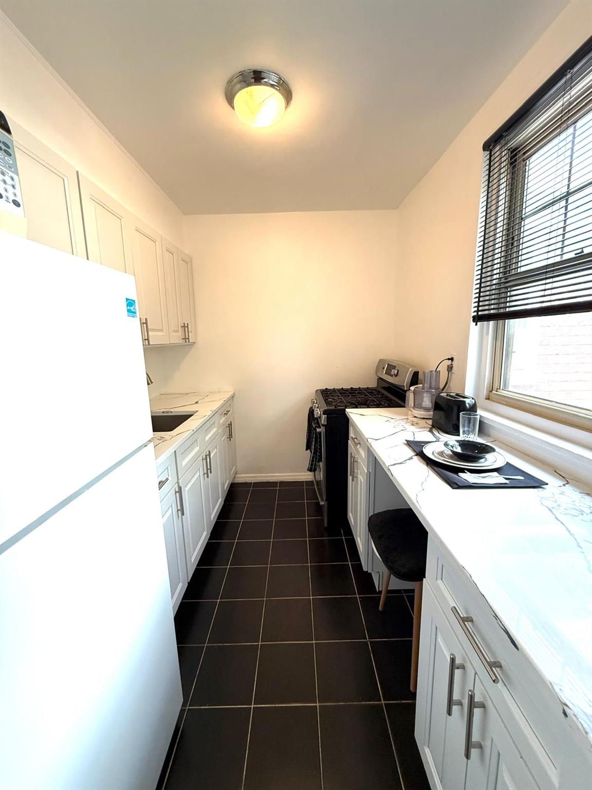 6019 marathon parkway 2-40