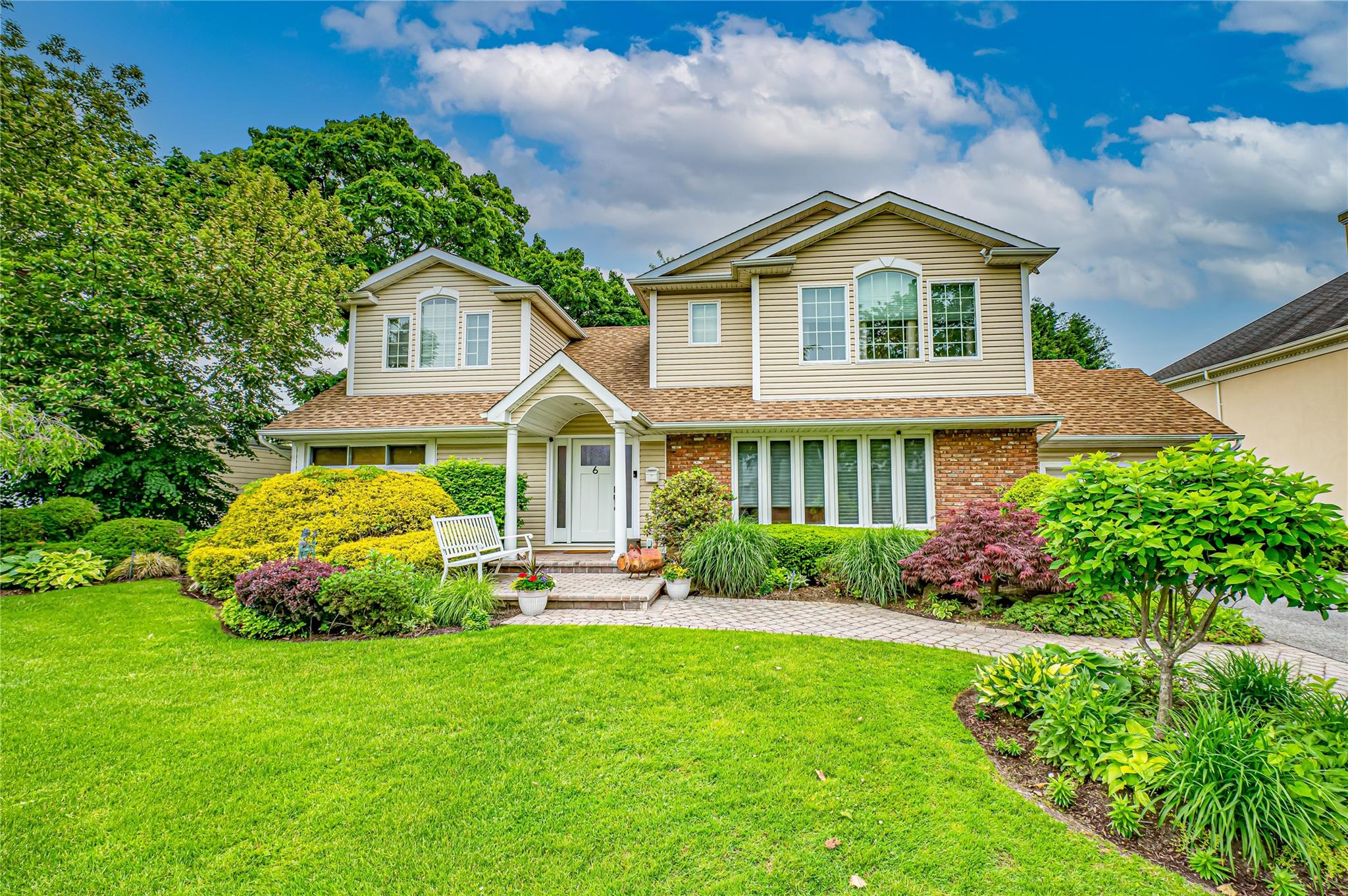6 Deering Lane, East Rockaway, New York image 1