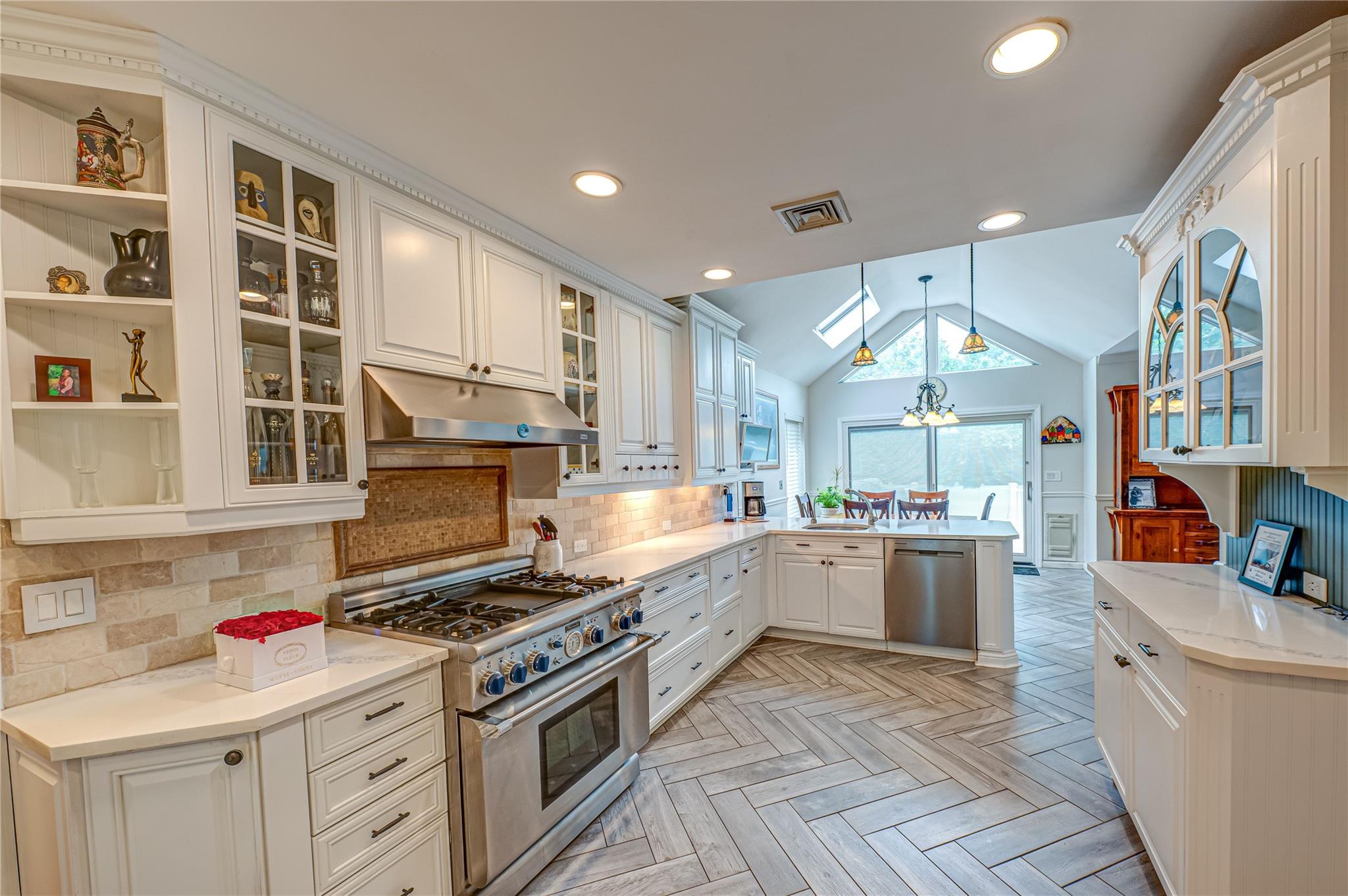 6 Deering Lane, East Rockaway, New York image 5