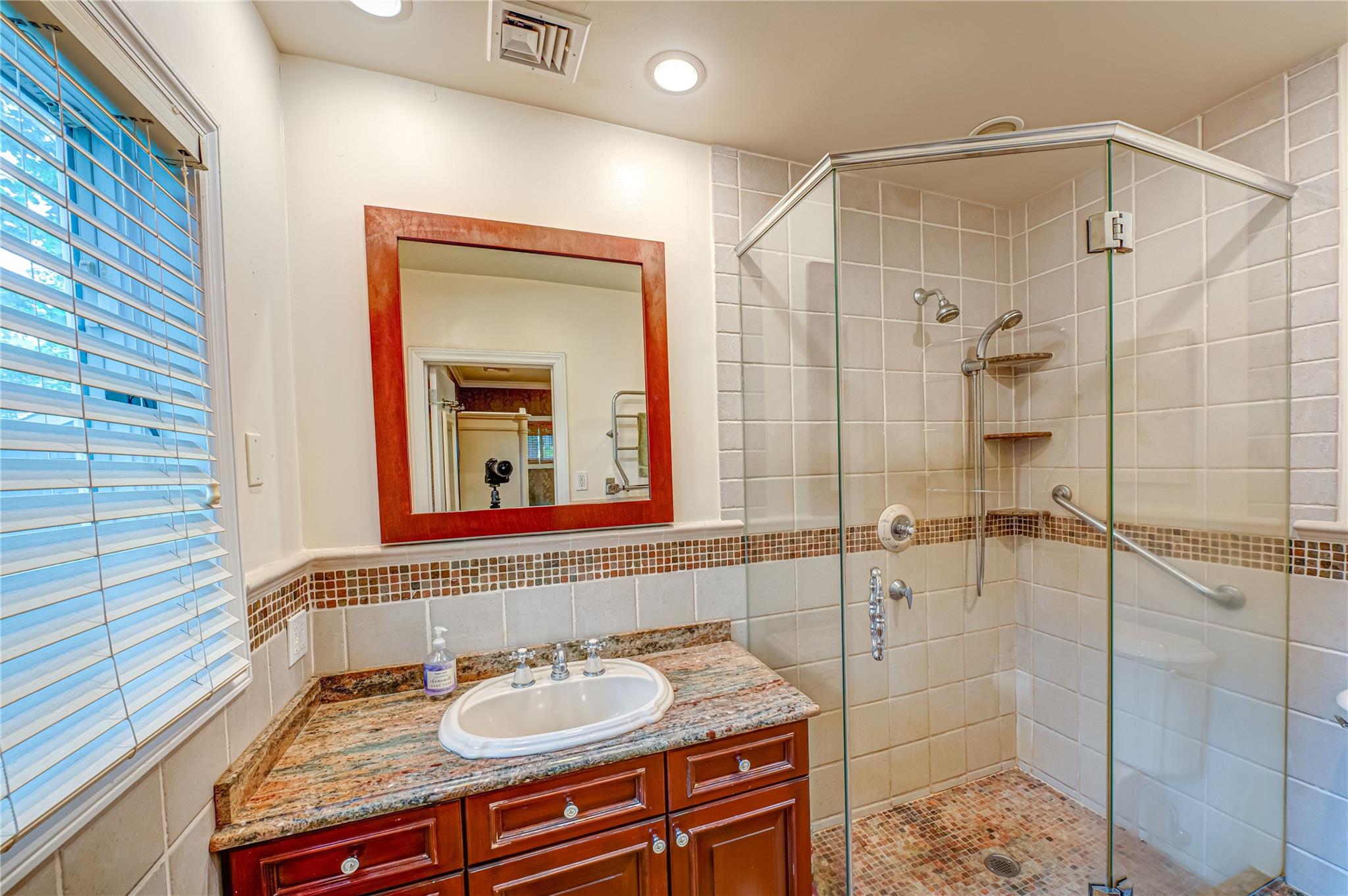 6 Deering Lane, East Rockaway, New York image 16