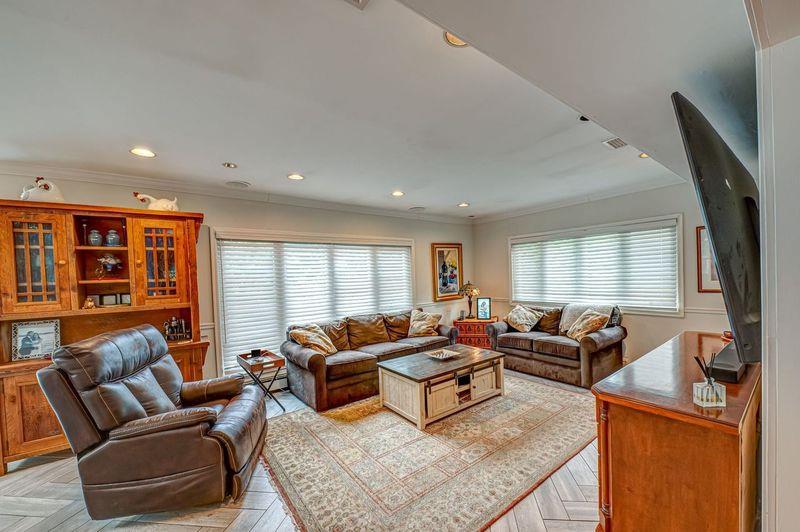 6 Deering Lane, East Rockaway, New York image 12