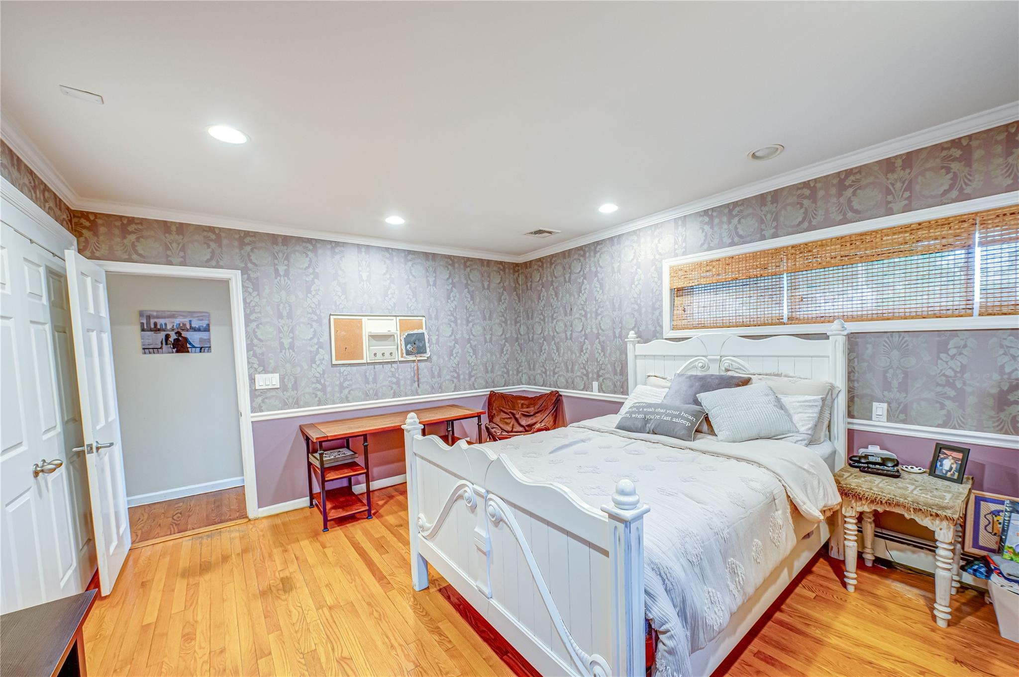6 Deering Lane, East Rockaway, New York image 15