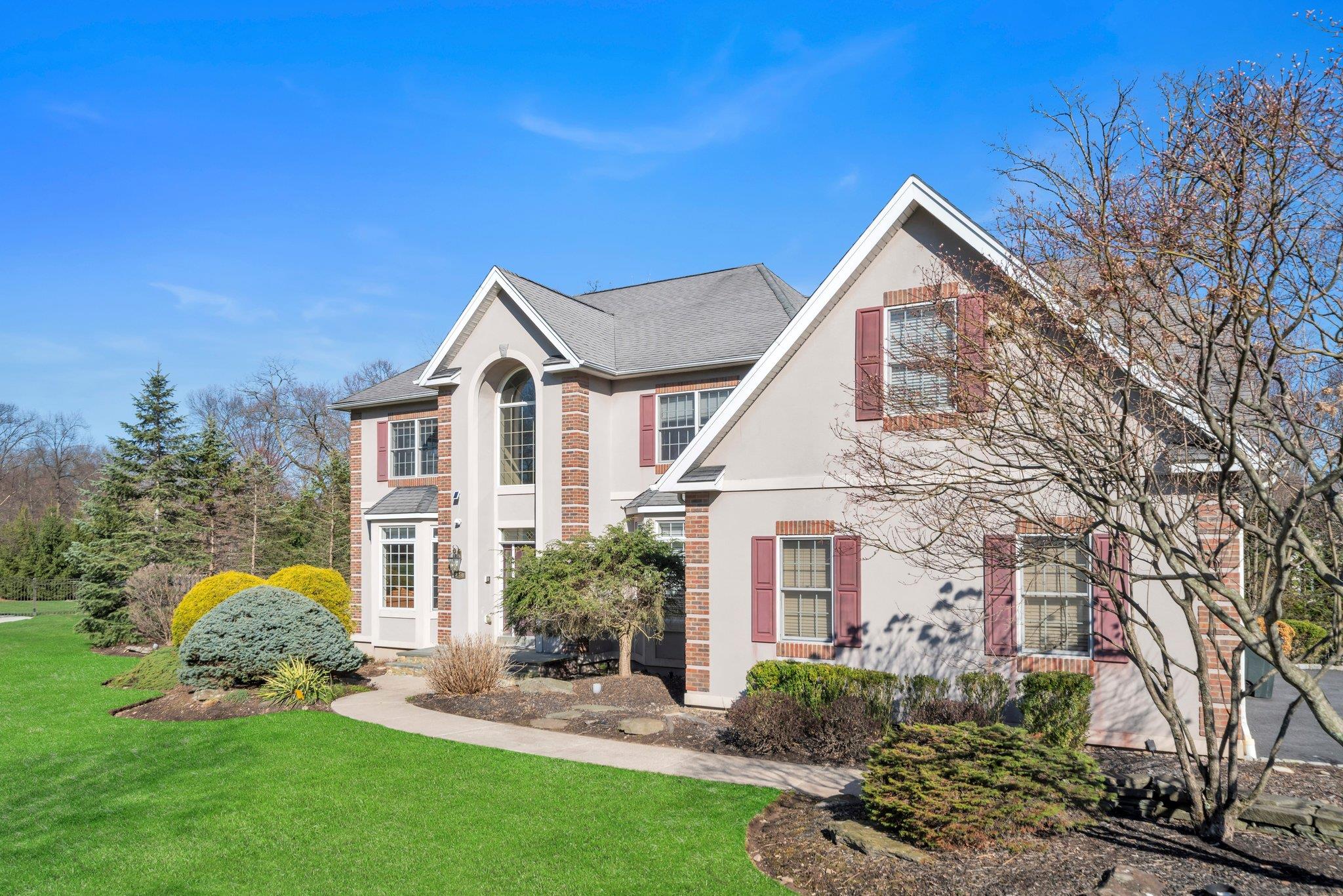 25 Charnwood Drive, Suffern, New York image 2