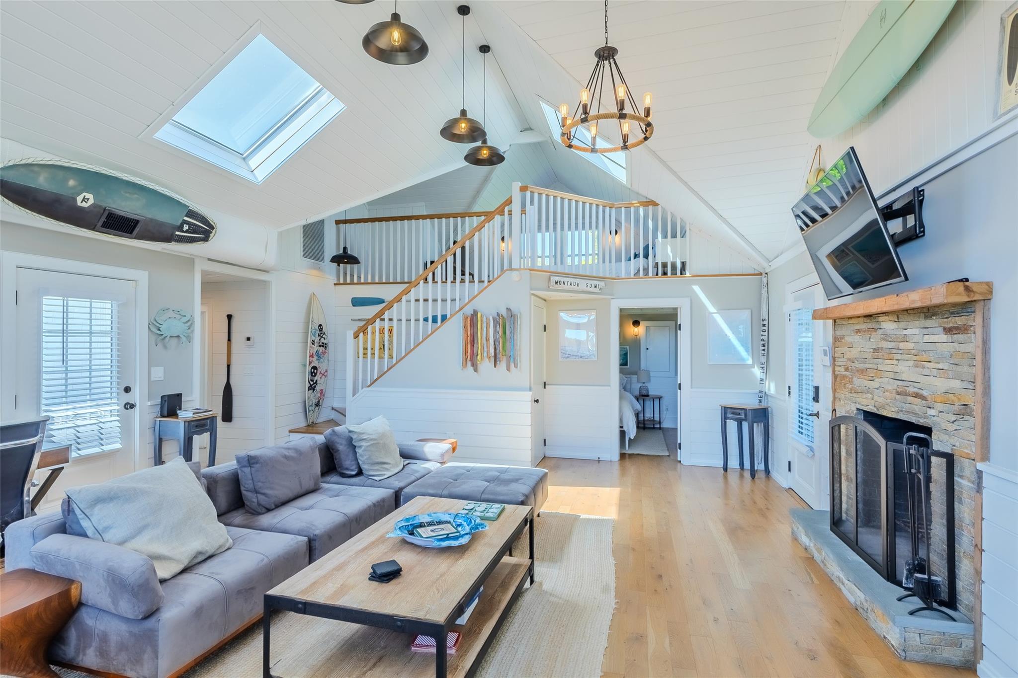 53 Old Neck Road, Center Moriches, New York image 24