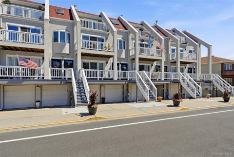 Condo For Sale - 659 E Broadway #B<br/> Long Beach, NY 11561
