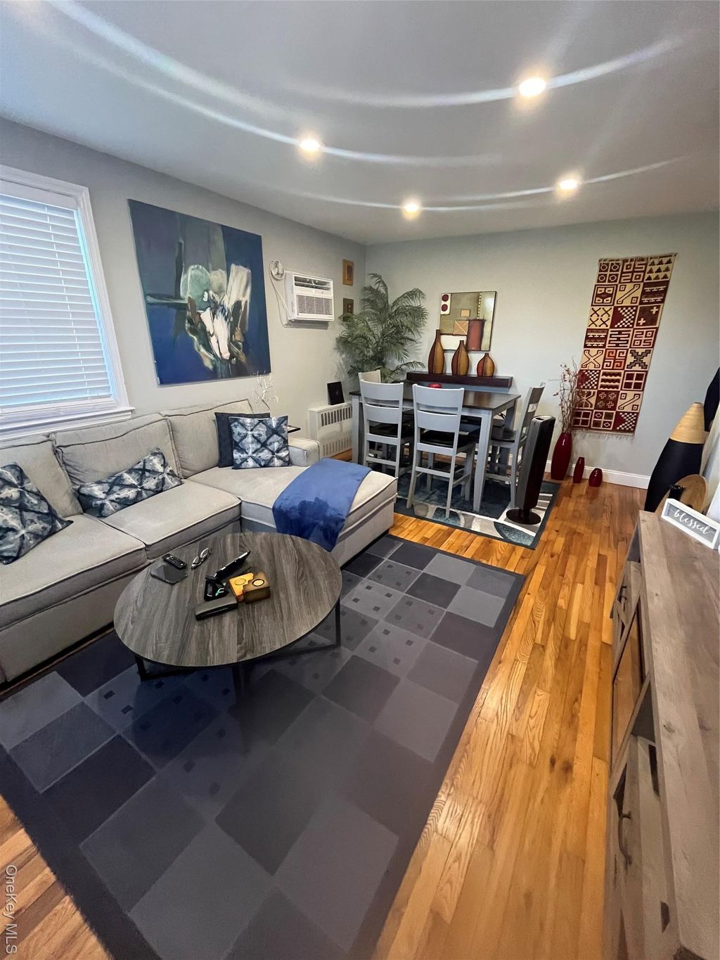 Photo of 538 E Park Avenue, Long Beach, NY 11561 (MLS # 941899)