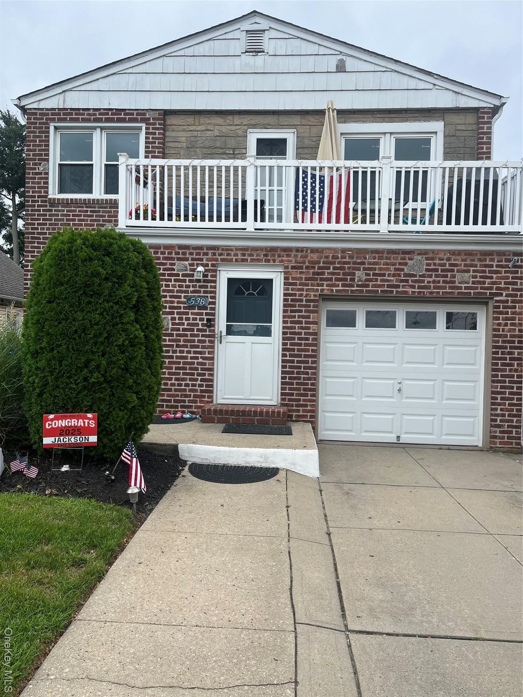 Photo of 538 E Park Avenue, Long Beach, NY 11561 (MLS # 941899)