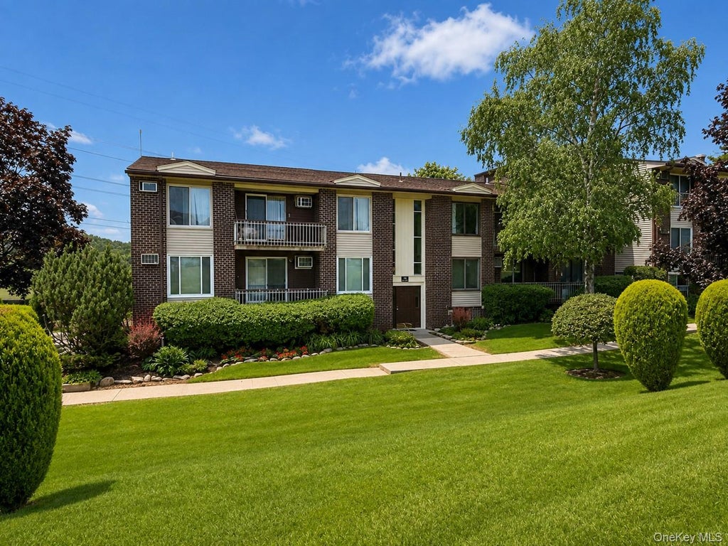 Photo of 119 Country Club Lane, Pomona, NY 10970 (MLS # 1042231)
