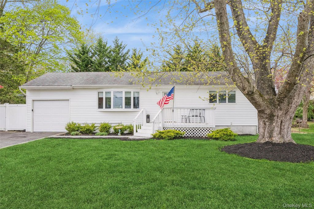 Photo of 12 Long Street, Lake Grove, NY 11755 (MLS # 988028)