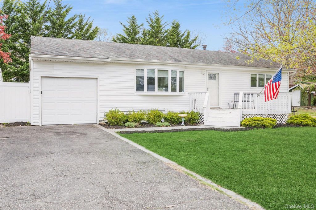 Photo of 12 Long Street, Lake Grove, NY 11755 (MLS # 988028)