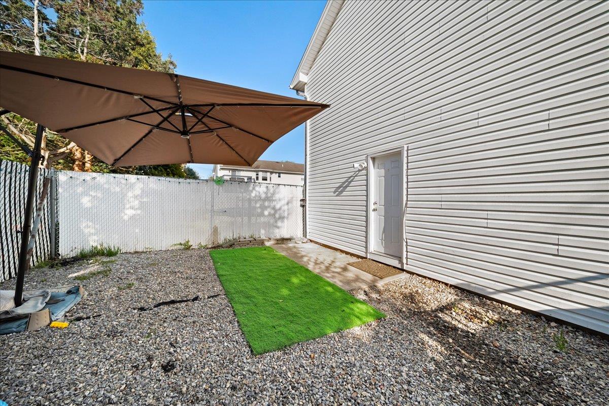 146 S 10th Street, Lindenhurst, New York image 3